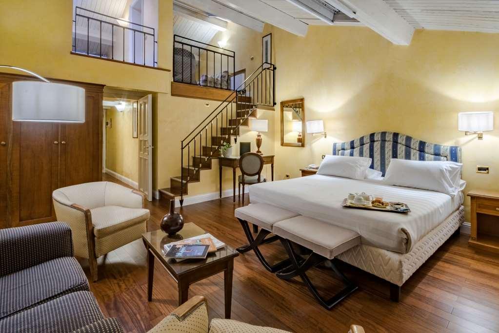Hotel Sina Maria Luigia Parma Zimmer foto