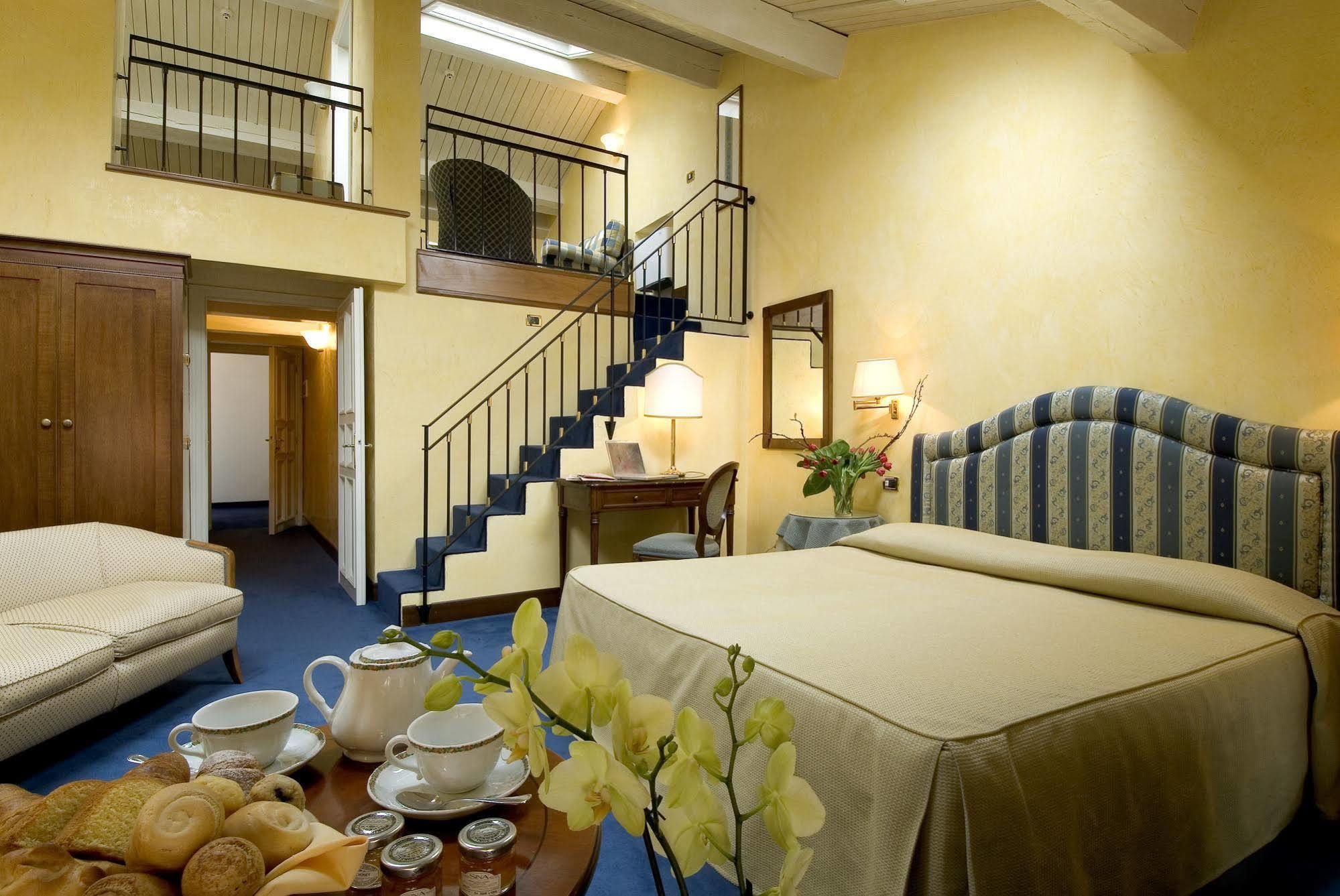 Hotel Sina Maria Luigia Parma Zimmer foto